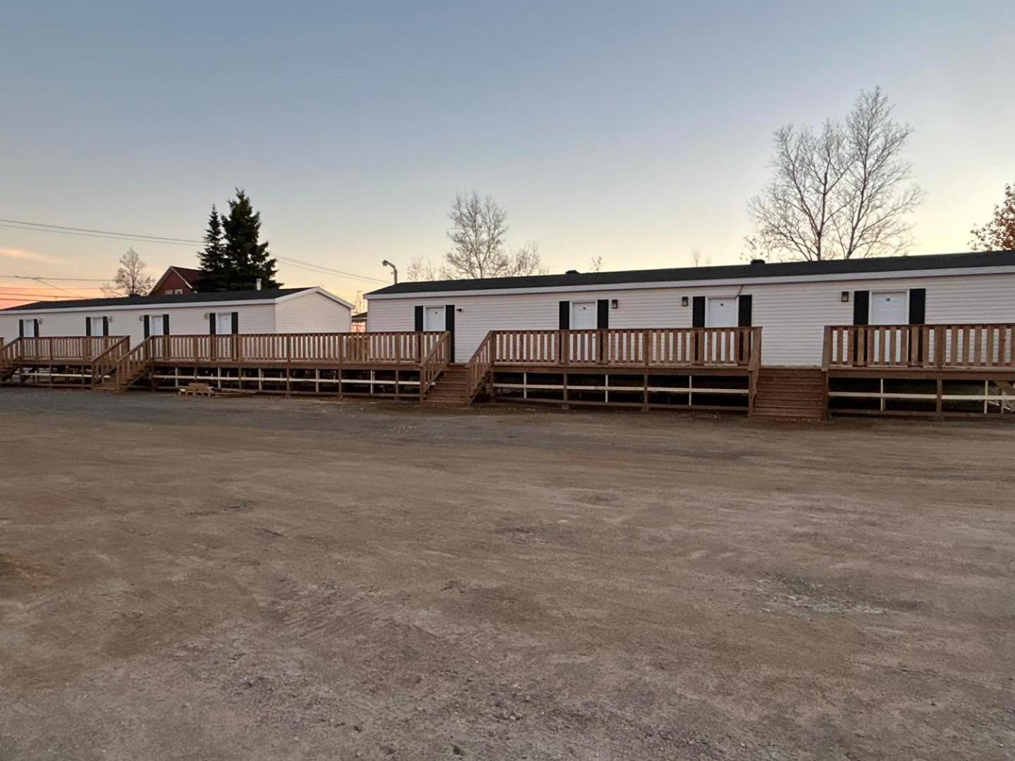 Motel Quatre Saisons Forestville Quarto foto